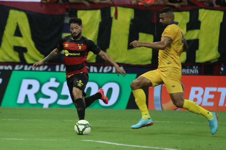 Beto Lago: 'O Retr dominou o Sport na Arena, primeiro tempo foi um passeio, colocando o Leo na roda'