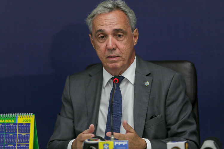 'O relatrio aponta que tivemos alto nvel de acertos e mnimos erros', diz Evandro Carvalho sobre avaliao da arbitragem no estadual