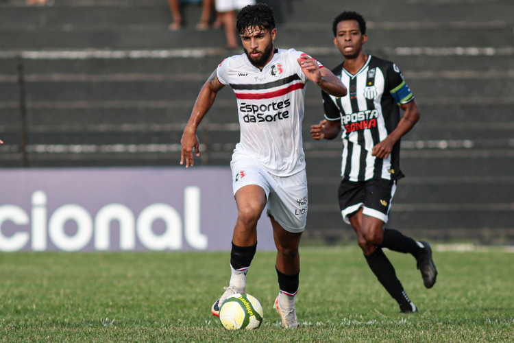 No Lacerdo, Santa Cruz vence o Central e termina primeira fase na quarta posio 