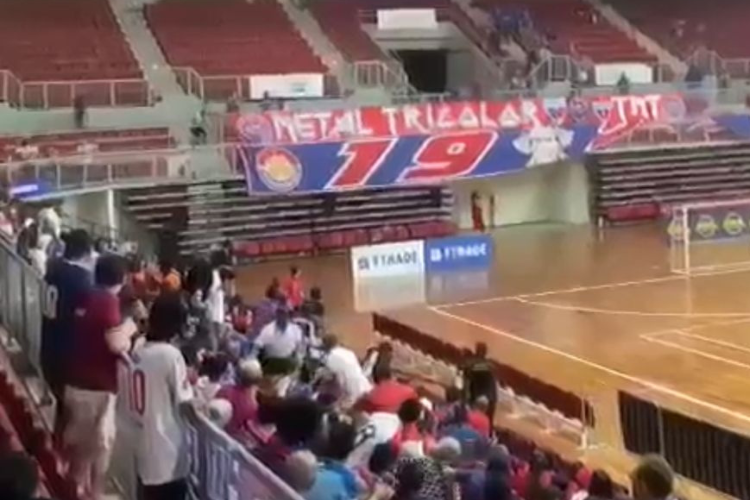 Torcidas organizadas do Fortaleza brigam entre si em jogo de futsal; clube anuncia suspenso 