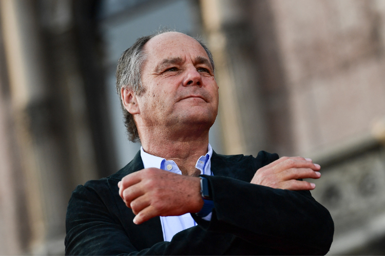 Ferrari roubada do ex-piloto Gerhard Berger  encontrada quase 30 anos depois