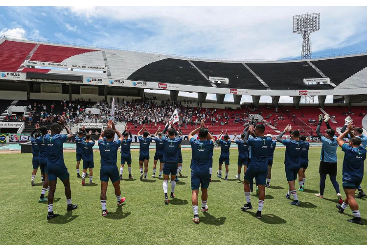 Santa Cruz anuncia treino aberto no Arruda antes de Clssico das Multides contra o Sport