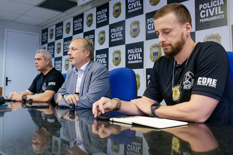 Ataque a nibus do Fortaleza foi organizado por trs grupos da Jovem do Sport, diz polcia