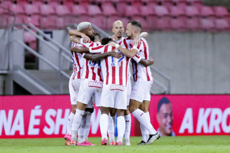 'No vamos priorizar nenhuma competio'; tcnico do Nutico mira classificao na Copa do Nordeste