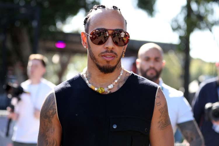 Hamilton revela consulta a Serena e Michael Jordan sobre aposentadoria