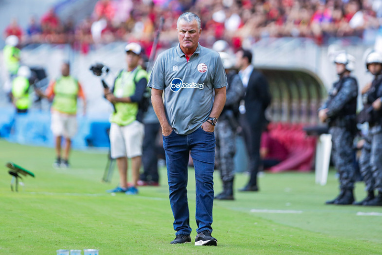 Tcnico do Nutico faz avaliao do atual plantel e aguarda fim da janela na Srie B