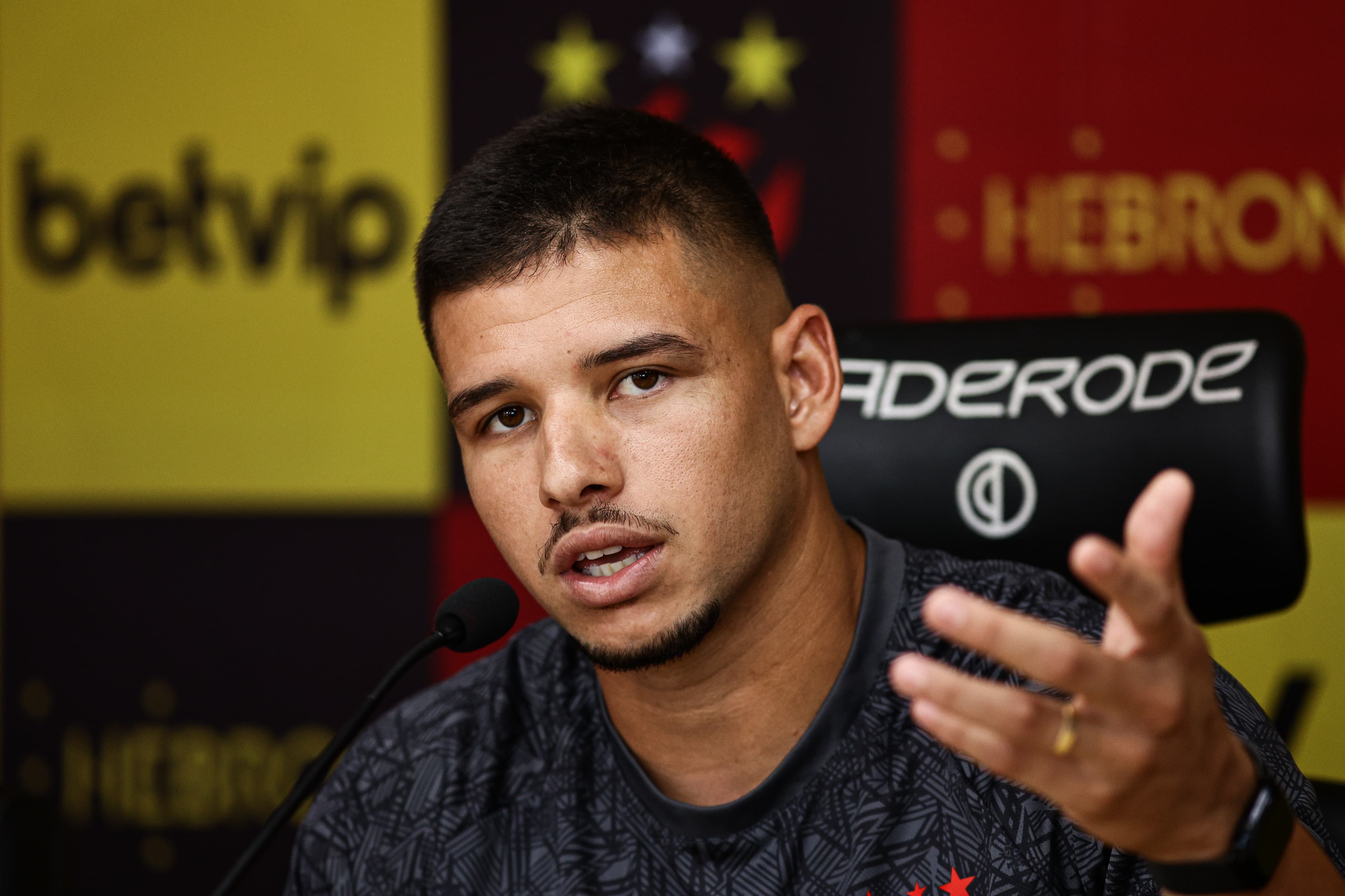 <i>(Foto: PAULO PAIVA/SPORT)</i> <i>(Foto: PAULO PAIVA/SPORT)</i>