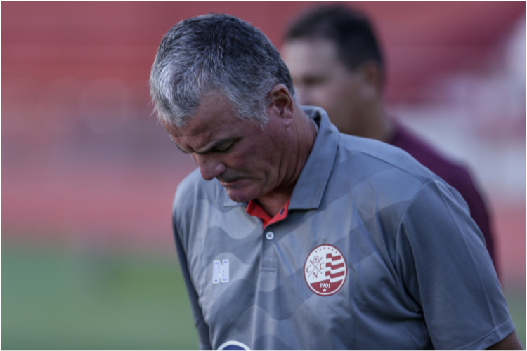 Beto Lago: 'Recado para Mazola: A semana pede muito trabalho e poucas entrevistas'