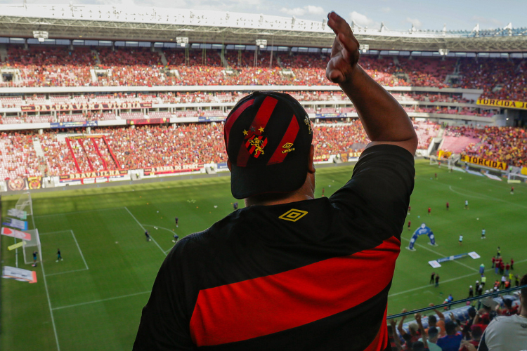 Sport doar parte da renda de jogo contra o Brusque para vtimas das chuvas no Rio Grande do Sul