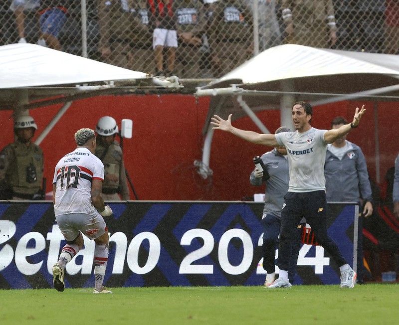 <i>(Foto: Rubens Chiri/Saopaulofc.net)</i>