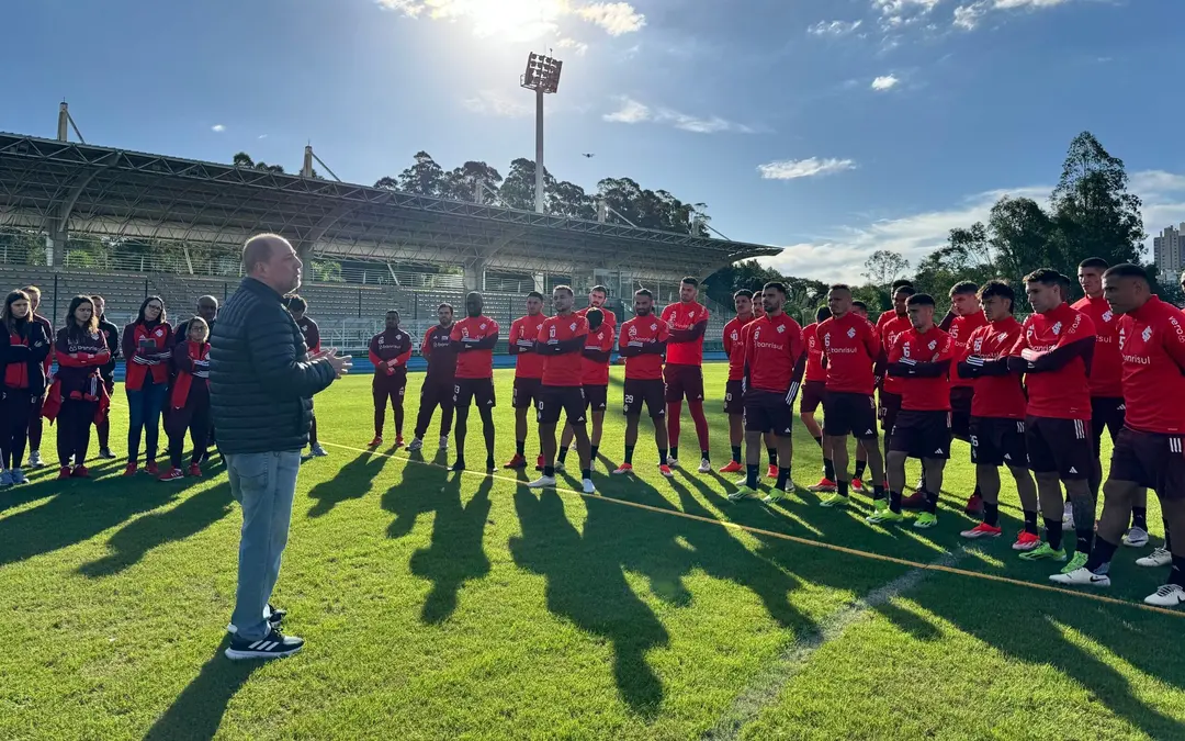 Com indefinio sobre adiamentos, Inter volta a treinar em campo de universidade
