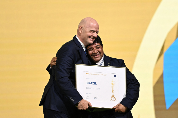 <i>(Foto: Manan VATSYAYANA / AFP)</i>