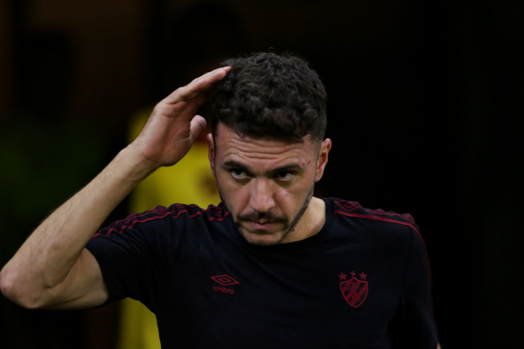 Mariano Soso fala sobre necessidade de trabalho psicolgico com elenco do Sport: 'Temos que direcionar melhor a frustrao'