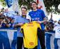 Cssio  anunciado como novo goleiro do Cruzeiro e chega com festa