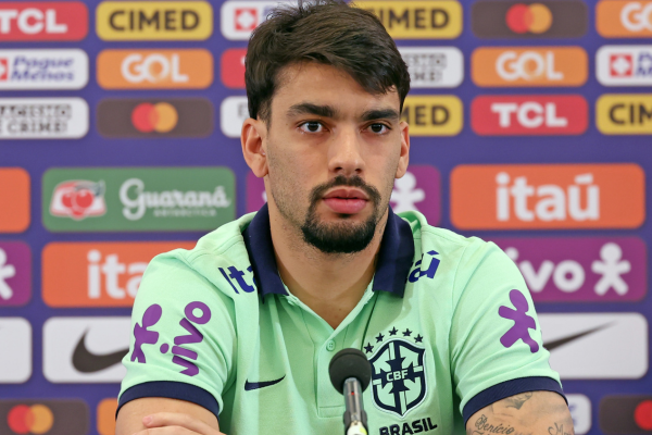 Lucas Paquet denunciado: saiba qual deve ser a punio ao jogador