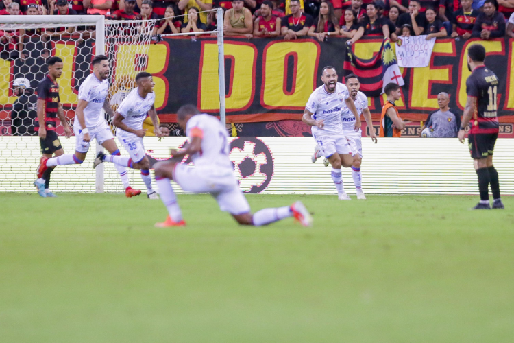 Sport decepciona, sofre goleada do Fortaleza e  eliminado na semifinal da Copa do Nordeste