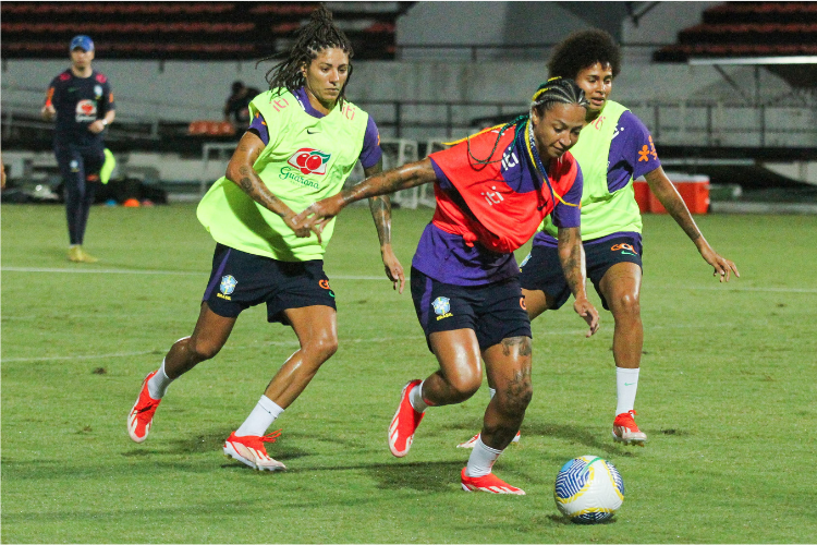 Seleo Brasileira Feminina faz treino aberto ao pblico nesta tera-feira no estdio do Arruda