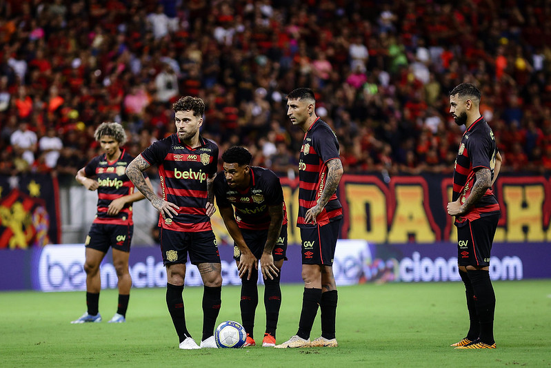 <i>(Foto: Paulo Paiva /Sport Recife)</i>