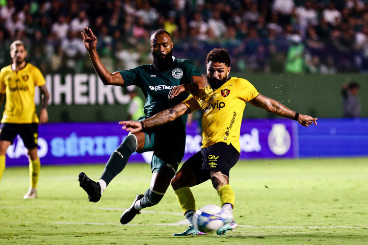 <i>(Foto: PAULO PAIVA/SPORT RECIFE)</i>