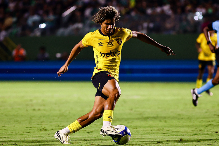 <i>(Foto: PAULO PAIVA/SPORT RECIFE)</i>