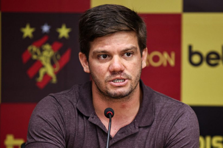 <i>(Foto: PAULO PAIVA/SPORT RECIFE)</i>