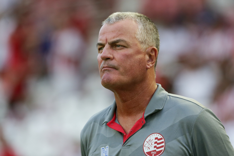 Tcnico Mazola Jnior no resiste a incio ruim na Srie C e  demitido do Nutico