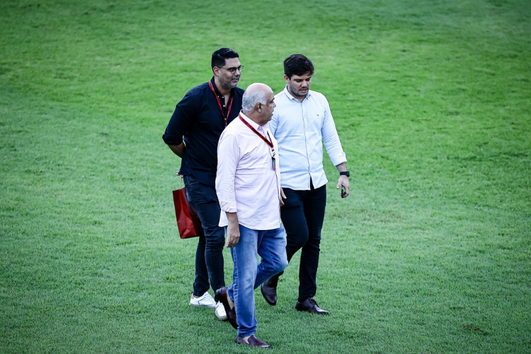 Diretor do Sport valoriza internacionalizao da marca e d indcios sobre destino do dinheiro da venda de Pedro Lima