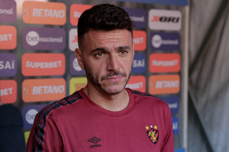 Sport reajusta salrio e multa de Mariano Soso aps tcnico argentino bater metas; confira