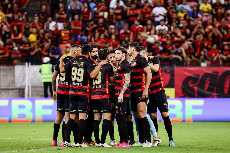<i>(Foto: PAULO PAIVA/SPORT RECIFE)</i>
