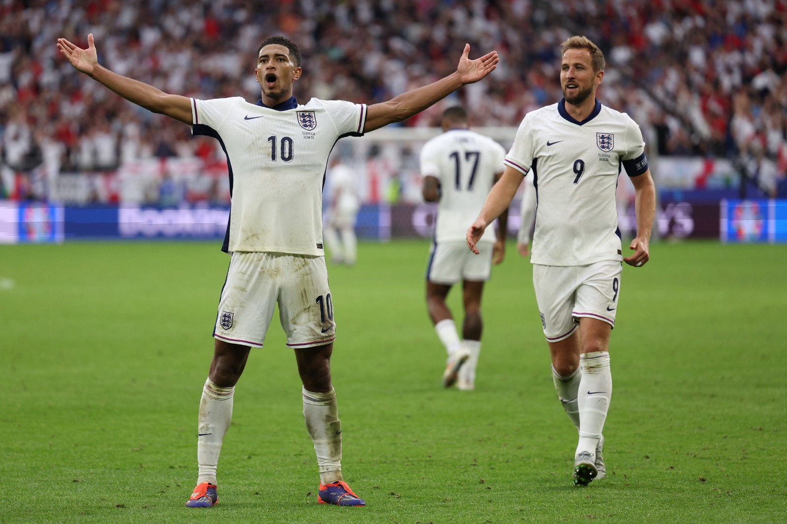 <i>(Foto: ADRIAN DENNIS / AFP)</i>