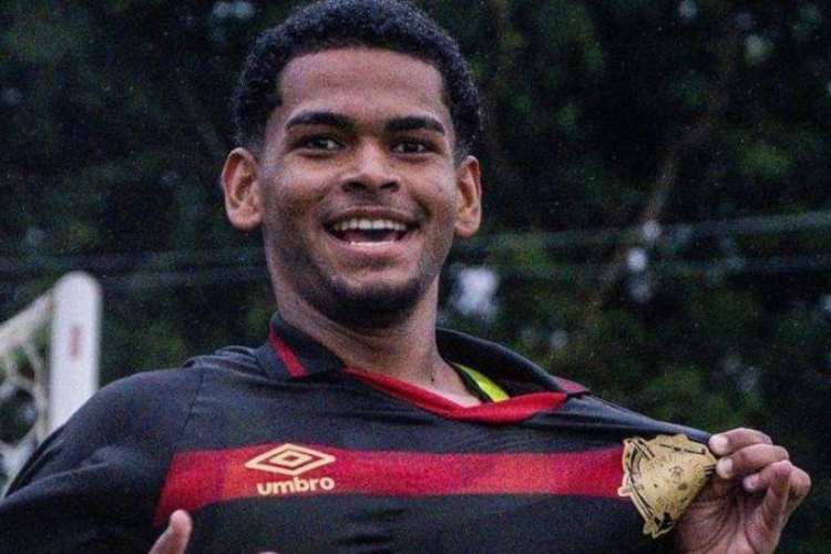 <i>(Foto: IGOR CYSNEIROS/SPORT RECIFE)</i>
