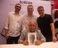 Biografia de Ivan Brondi rene grandes alvirrubros em lanamento na Timbushop
