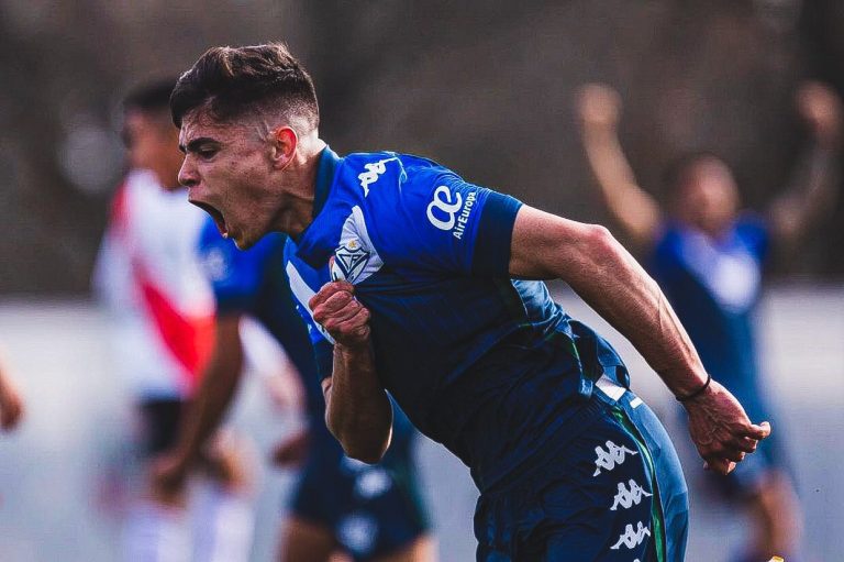 <i>(Foto: DIVULGAO/VLEZ SARSFIELD)</i>