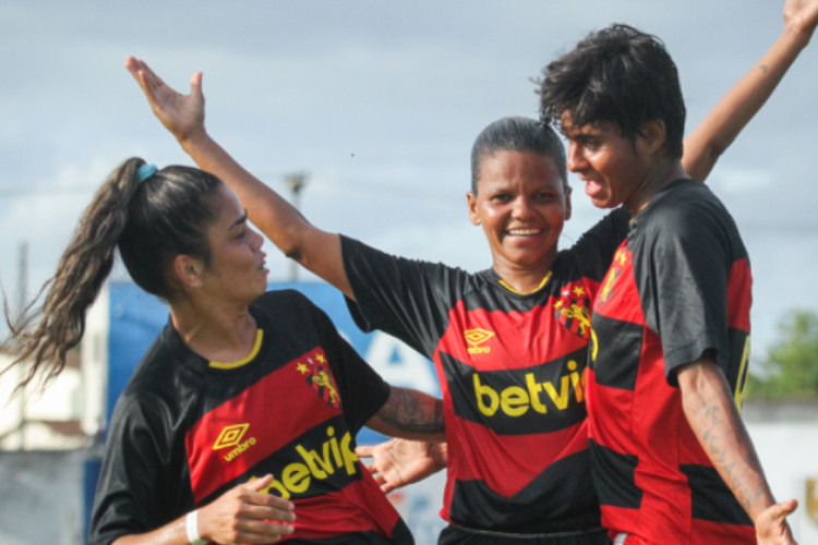 <i>(Foto: SANDY JAMES/SPORT RECIFE)</i>