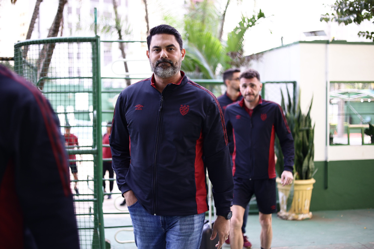 <i>(Foto: PAULO PAIVA/SPORT RECIFE)</i>