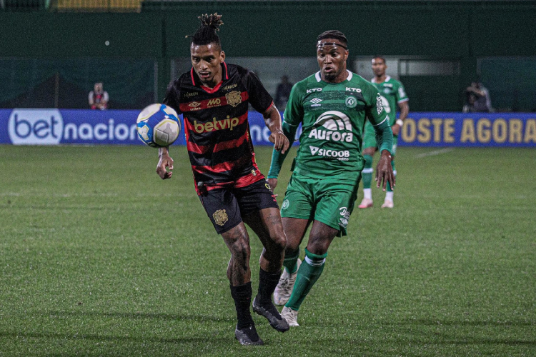 <i>(Foto: JÚLIA GALVÃO E TIAGO PAVÃO/SPORT RECIFE)</i> <i>(Foto: JÚLIA GALVÃO E TIAGO PAVÃO/SPORT RECIFE)</i>