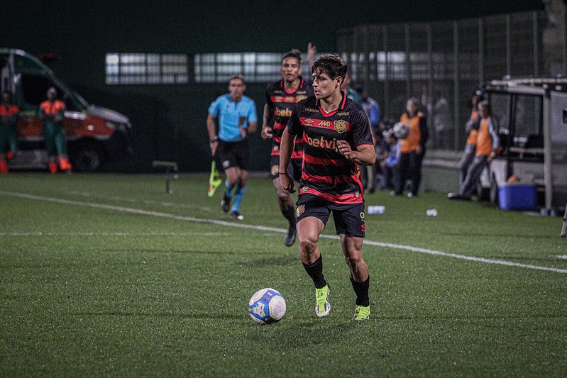 <i>(Foto: JÚLIA GALVÃO E TIAGO PAVÃO/SPORT RECIFE)</i> <i>(Foto: JÚLIA GALVÃO E TIAGO PAVÃO/SPORT RECIFE)</i>