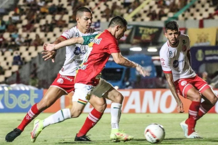 Nutico venceu s um dos ltimos cinco jogos contra o Sampaio Corra como visitante
