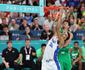 Olimpadas 2024: Brasil perde na estreia do basquete masculino para os donos da casa