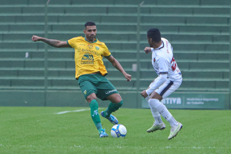 Adversrio do Nutico, Ypiranga-RS tem a segunda melhor defesa entre clubes da Srie C