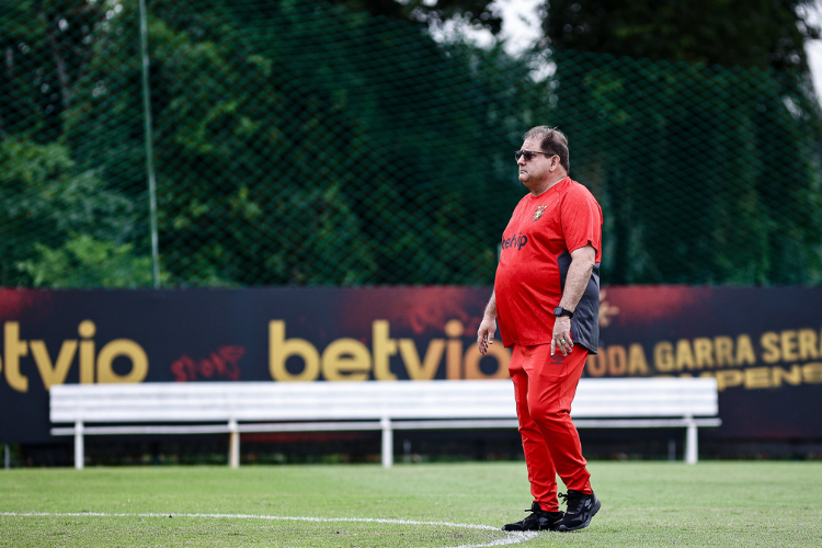 <i>(Foto: Paulo Paiva / Sport Recife)</i>