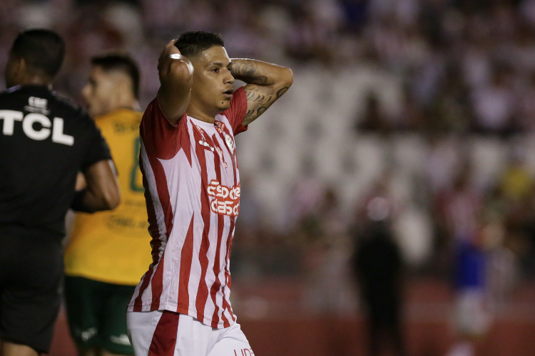 Calculadora na mo! Saiba qual a probabilidade do Nutico avanar de fase na Srie C