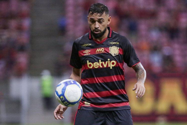 Com um desfalque e um retorno, Sport voltar a ter mudana na equipe titular contra Coritiba
