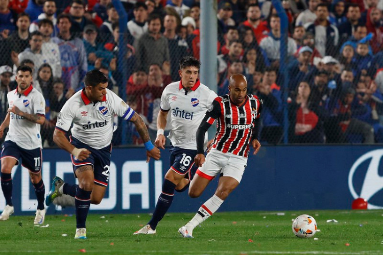 <i>(Foto: Créditos: Rubens Chiri / saopaulofc)</i> <i>(Foto: Créditos: Rubens Chiri / saopaulofc)</i>