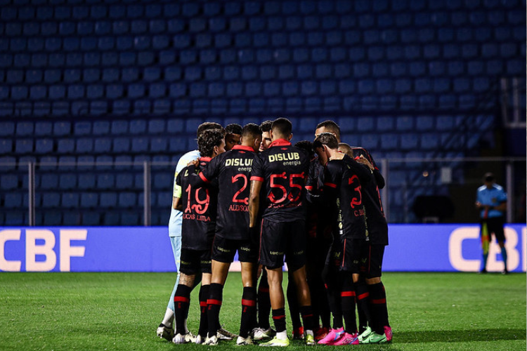 <i>(Foto: Paulo Paiva/ Sport Recife)</i>