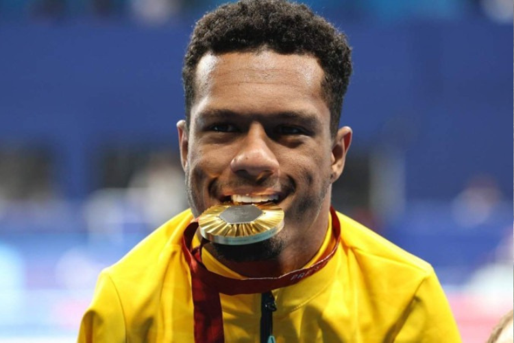 A rotina que impulsionou o nadador Gabrielzinho ao ouro em Paris
