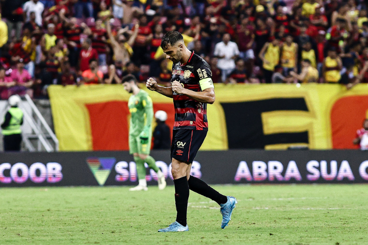 Rafael Thyere comemora retorno em vitria do Sport contra o Ituano: 'Feliz de ter voltado'