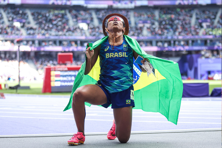 Paralimpadas 2024: Antnia Keyla conquista medalha de bronze nos 1500m T20 
