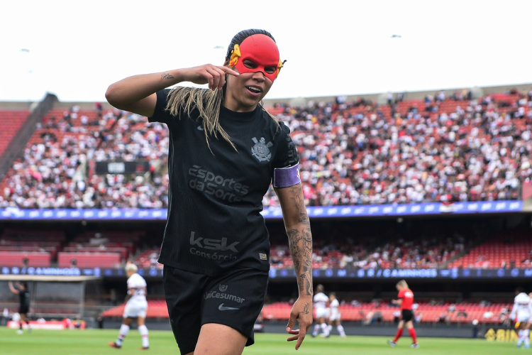 Corinthians faz 3 x 1 e se aproxima do hexa no Brasileiro feminino