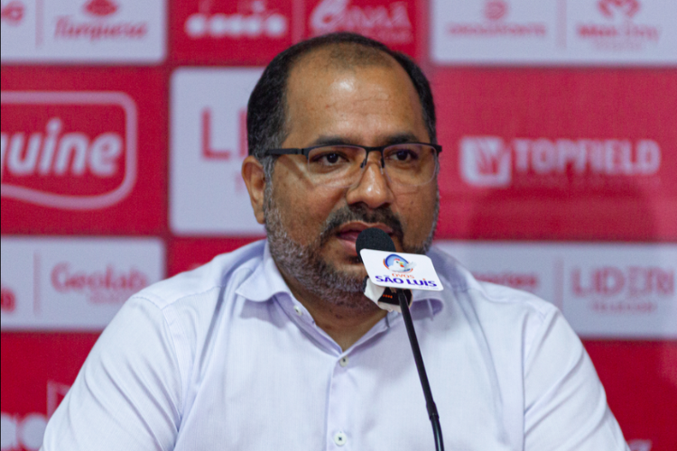 Nutico conversa com trs nomes para ser o novo treinador; Joo Burse faz parte da lista